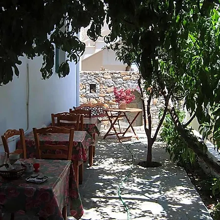 Nikos Hotel Argos