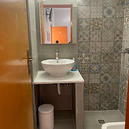 Hotel Nikos *
